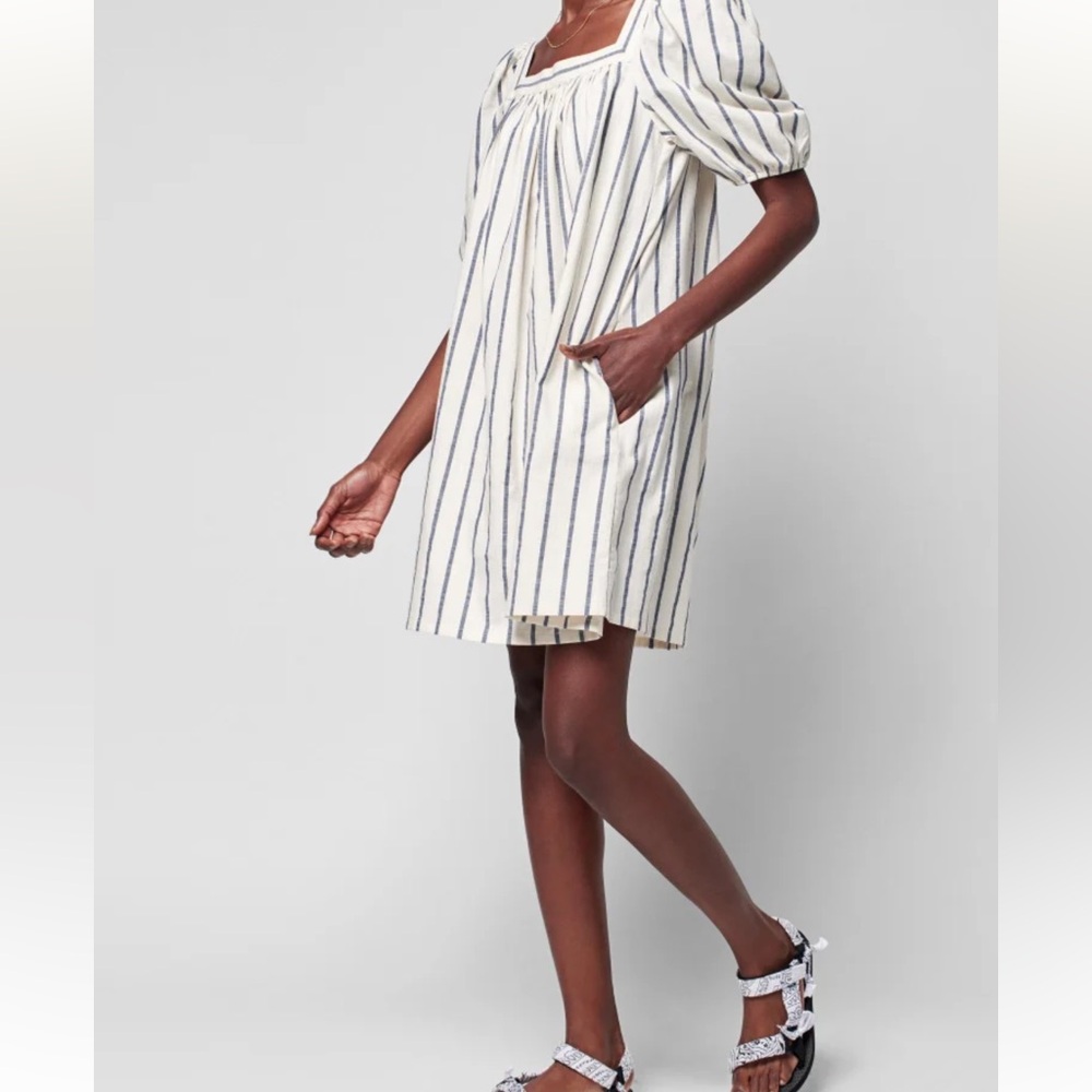 Faherty Phoenix dress in navy Elroy stripe